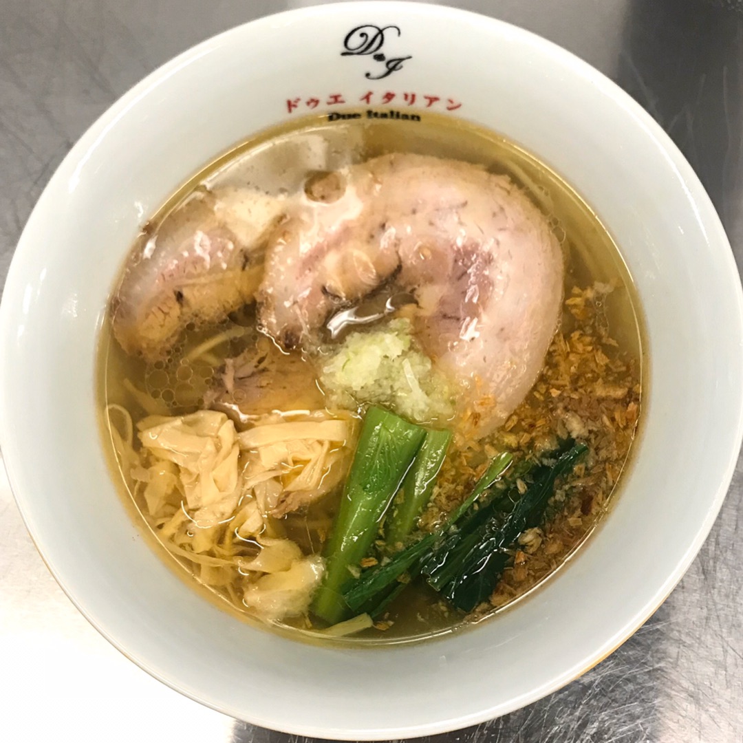 黄金の塩らぁ麺ドゥエイタリアン東急プラザ渋谷店