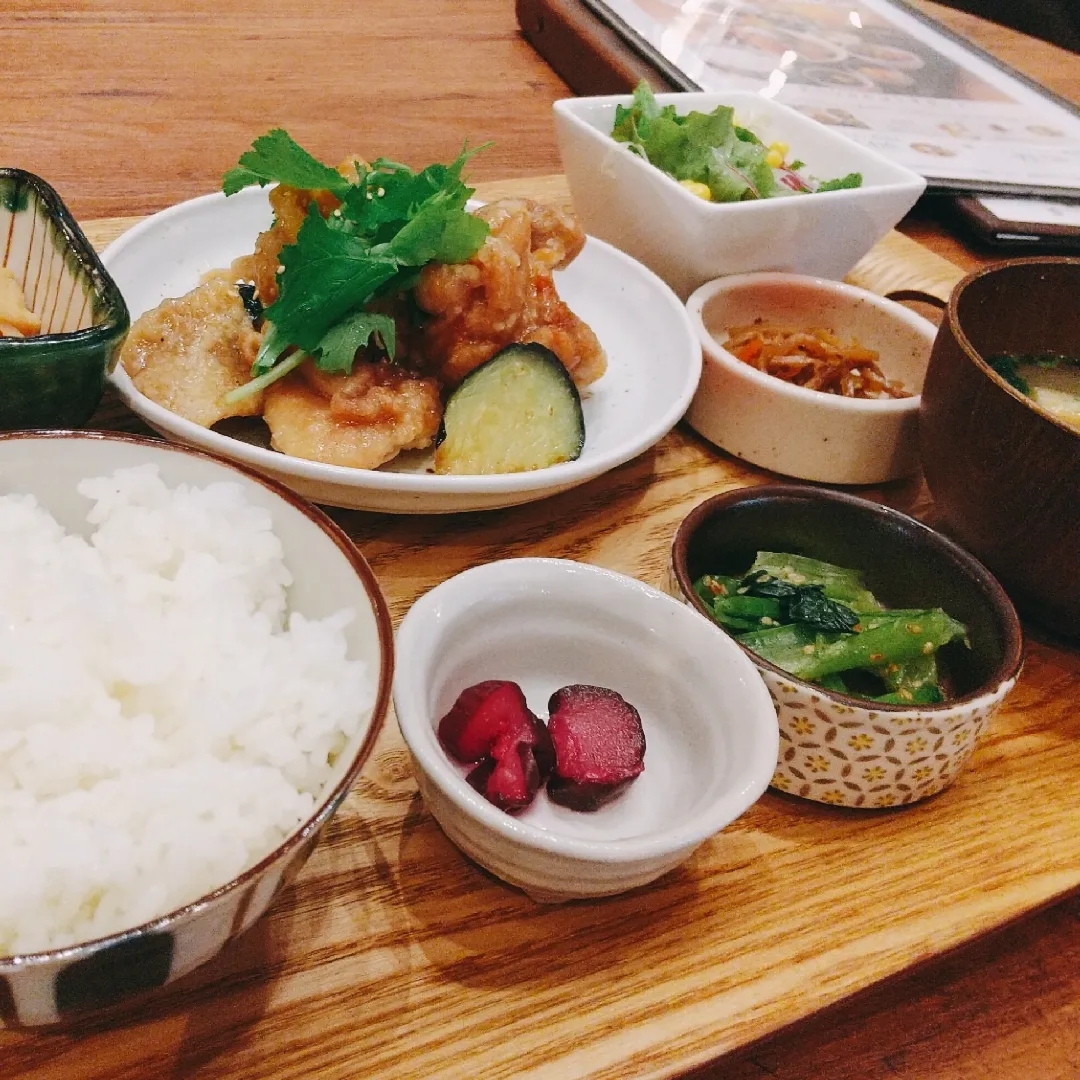 kawara CAFE＆DINING 川崎モアーズ店