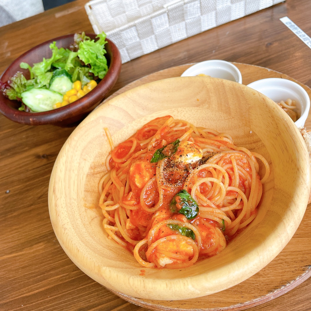 リゾットカフェ東京基地 離 スペイン坂店