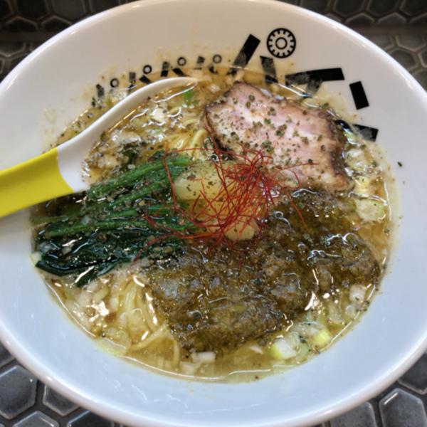 パパパパパイン