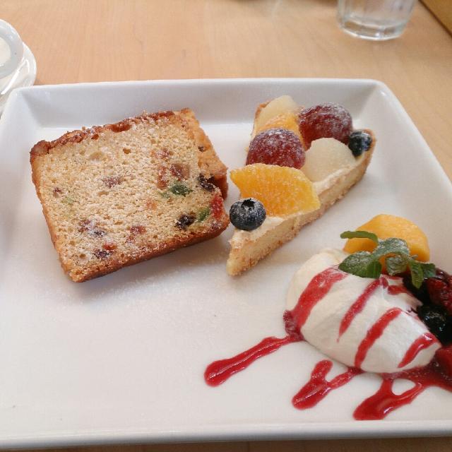 パークサイドカフェ